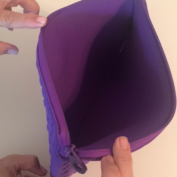 Marc Jacobs clutch - Picture 4 of 5